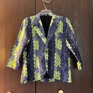 No tag wild colors and pattern lined jacket. Size 2X.